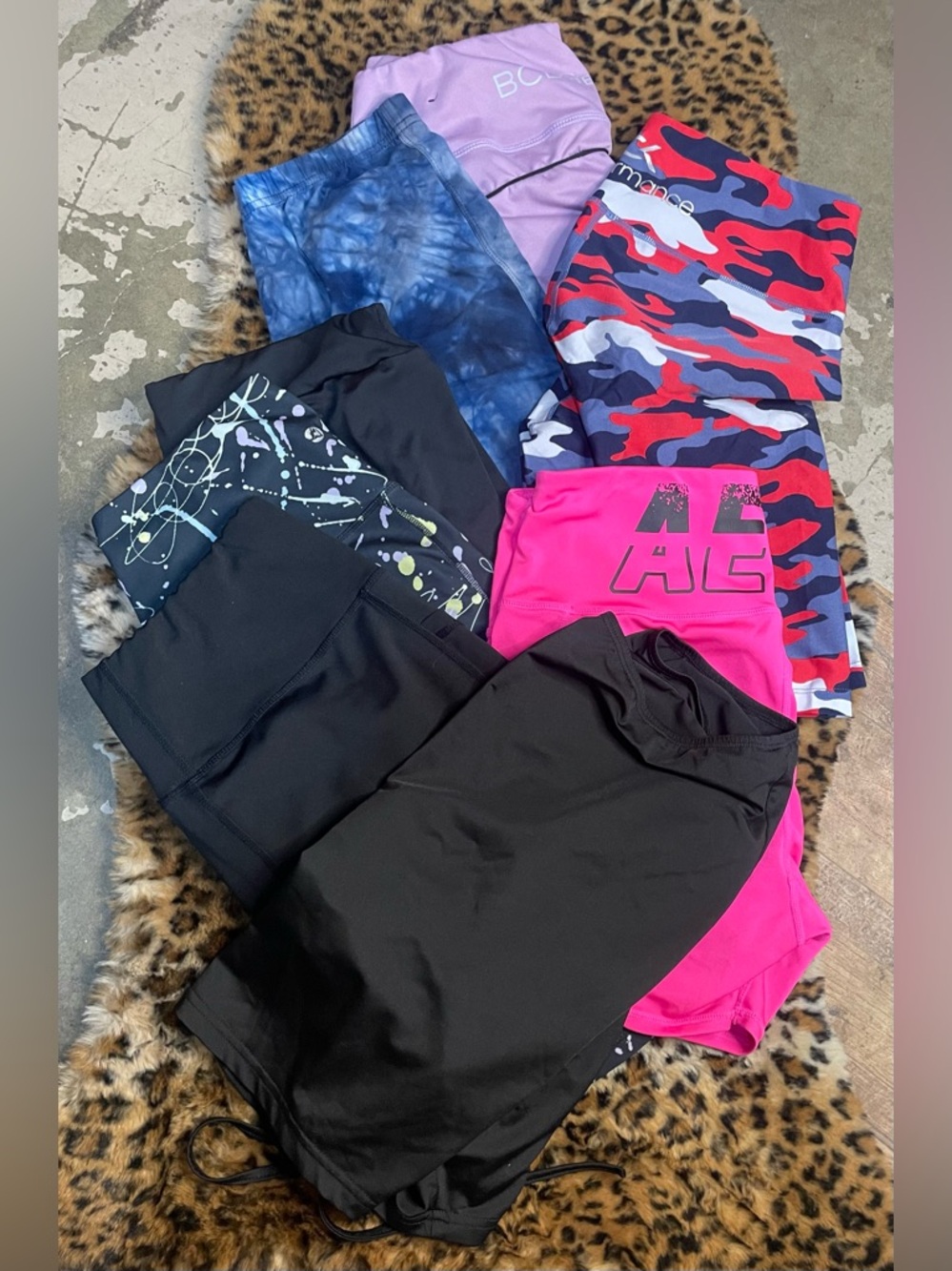 Women’s Size Large Activewear Bundle  Leggings Biker Shorts Under Armour tops